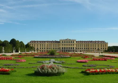 autriche-danube-vienne-schoenbrunn-palais02-croisieurope autriche-danube-vienne-schoenbrunn-palais02-croisieurope